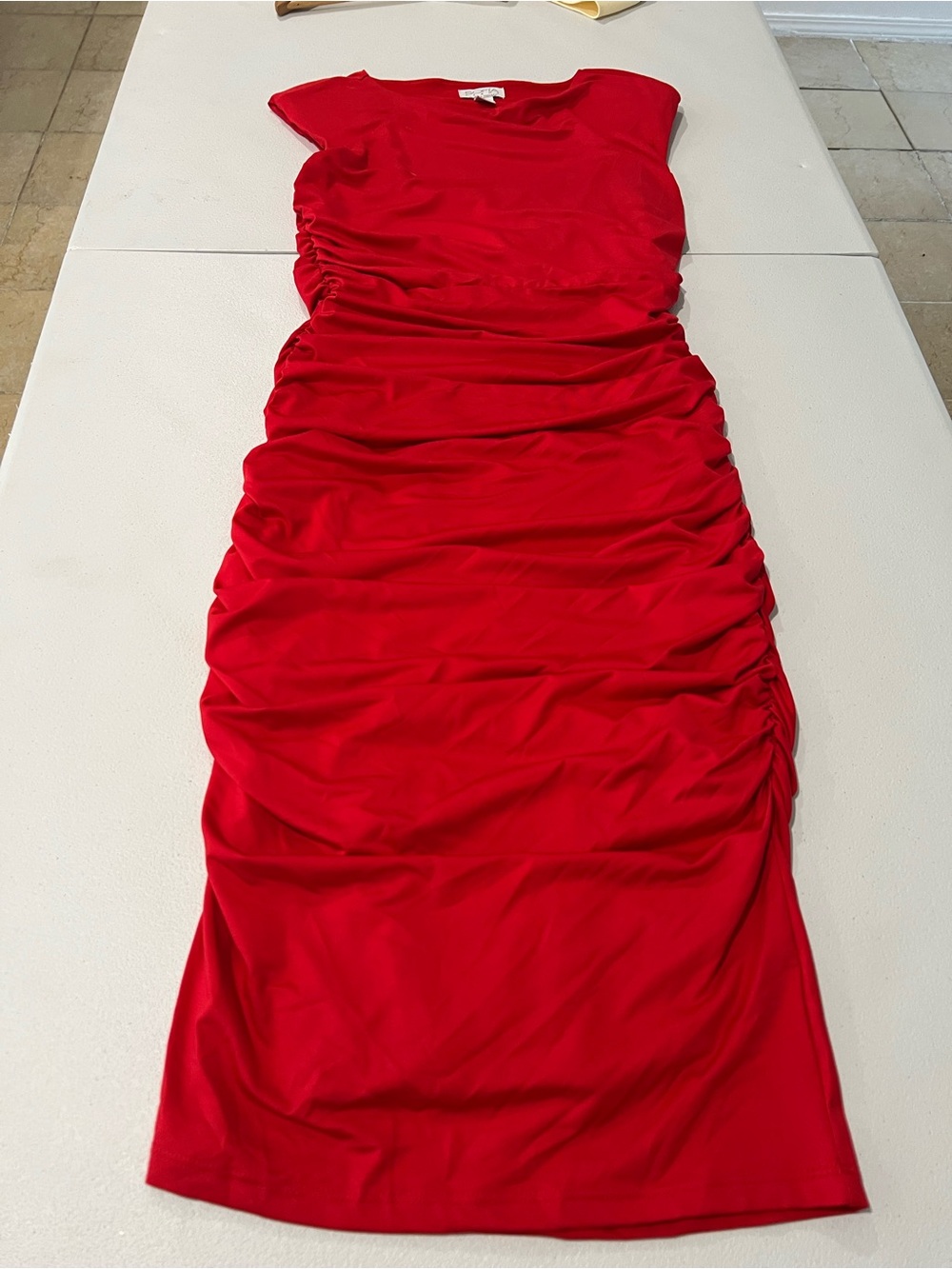 SOFÍA VERGARA Red Ruched Sheath Dress - Womens M NWT